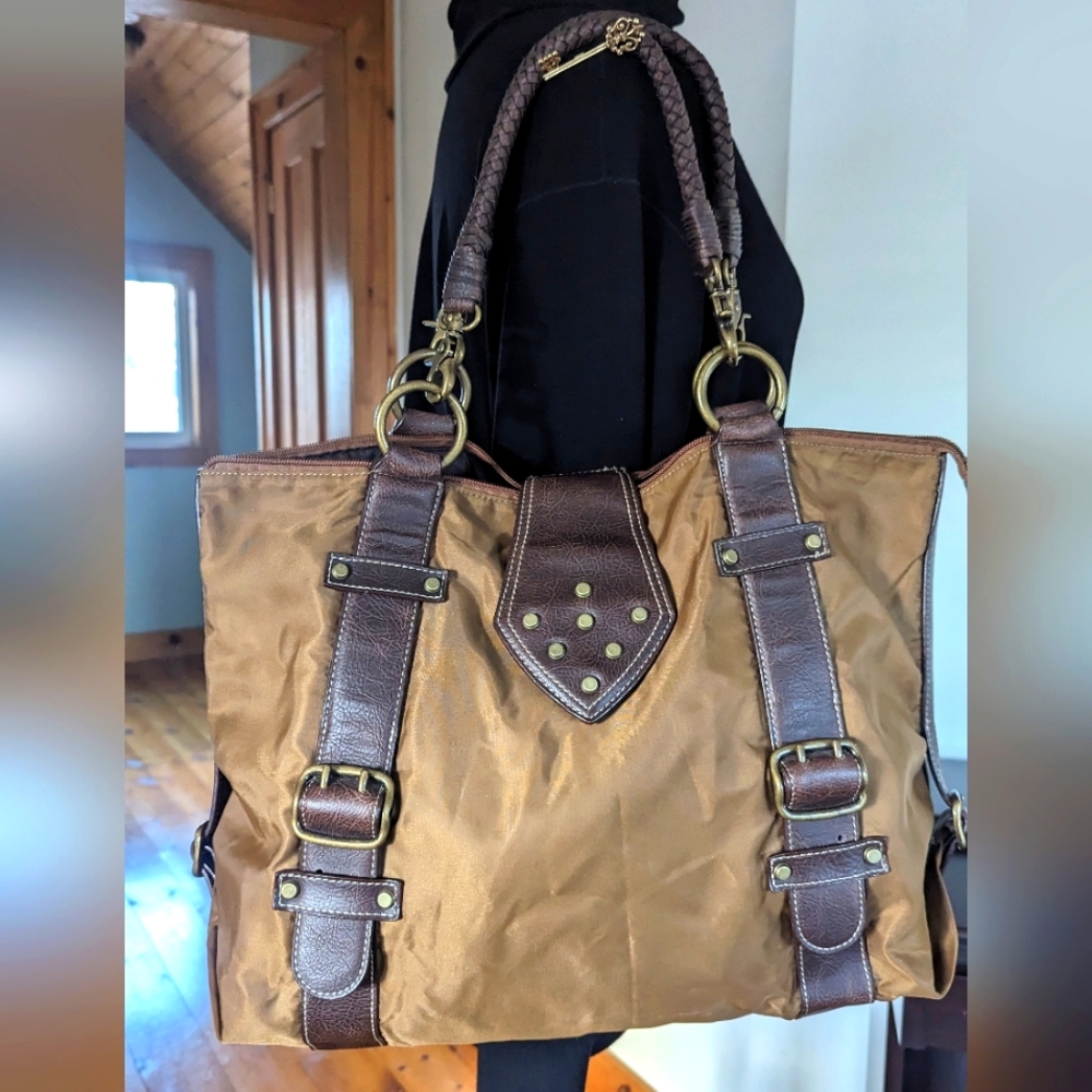 NINE‎ WEST Faux Braid Leather Buckle Purse Shoulder Bucket Handbag Satchel Tote